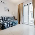 Appartement Tropea Court 4a By Homely *