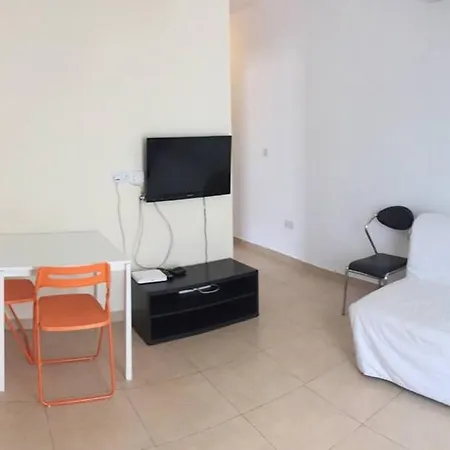 Tropea Court 4a By Homely Lejlighed