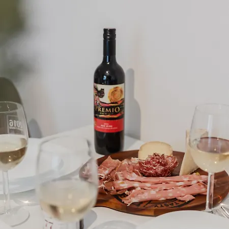 Tropea Court 4a By Homely * Sliema